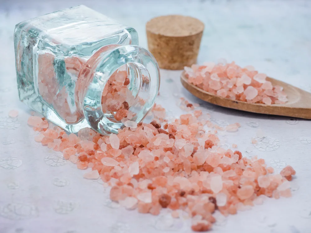 Pink Salt vs White Salt for Blood Pressure: The Medical Truth